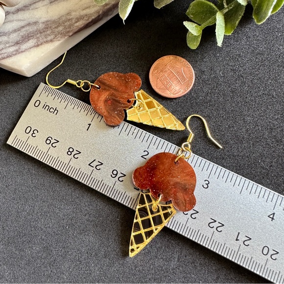 Chocolate Ice cream Earrings lightweight trendy Gold Earrings - Picture 10 of 10